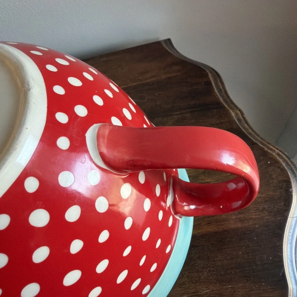 The PIONEER WOMAN-Flea Market 2.83 Quart Batter Mixing Bowl Red Polka Dot
